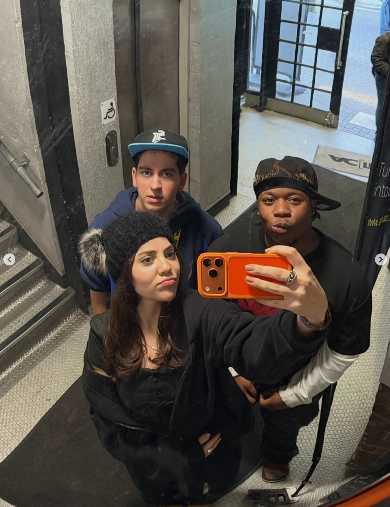 Live performance still 1